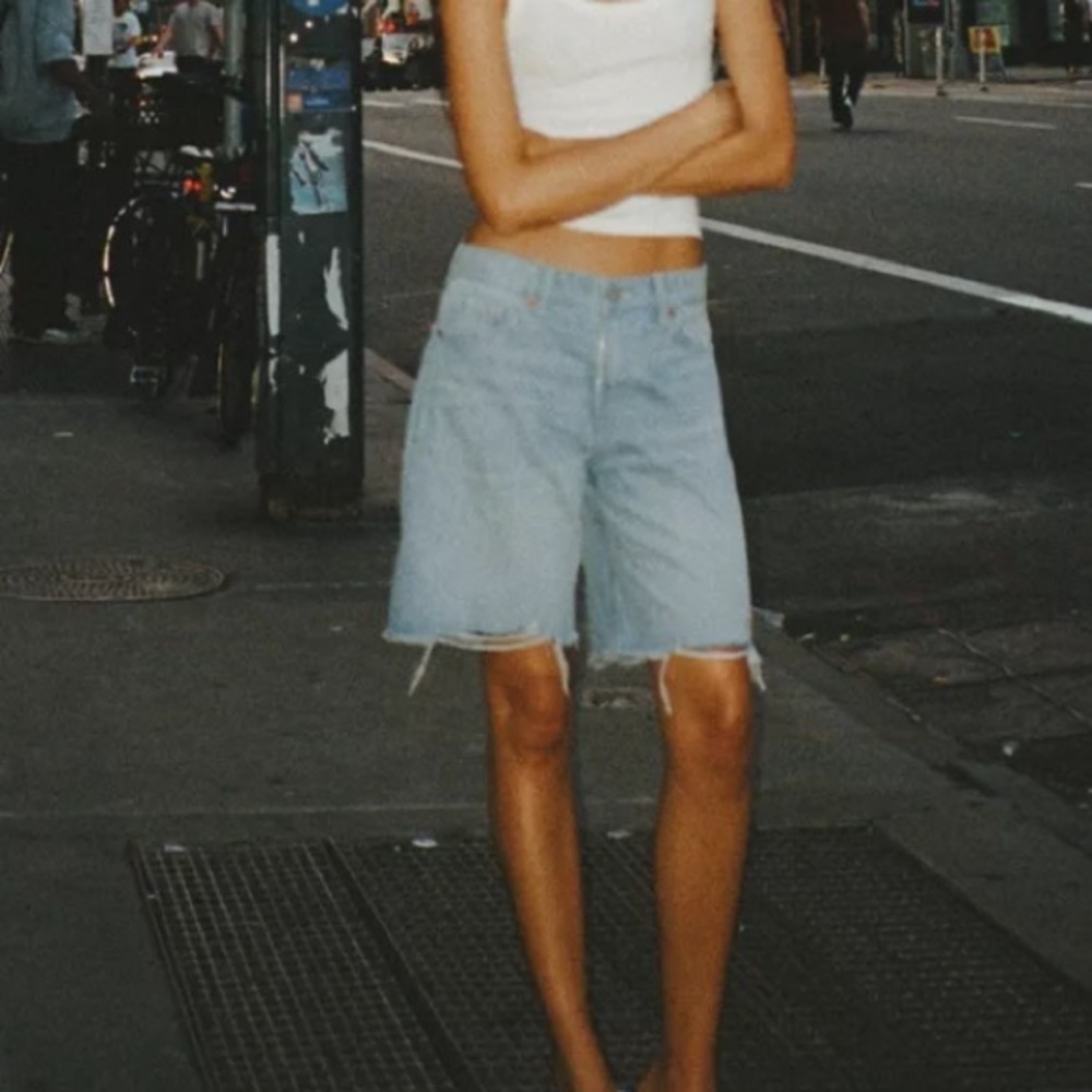 Zara TRF MID-WAIST DENIM BERMUDA SHORTS - Picture 4 of 7